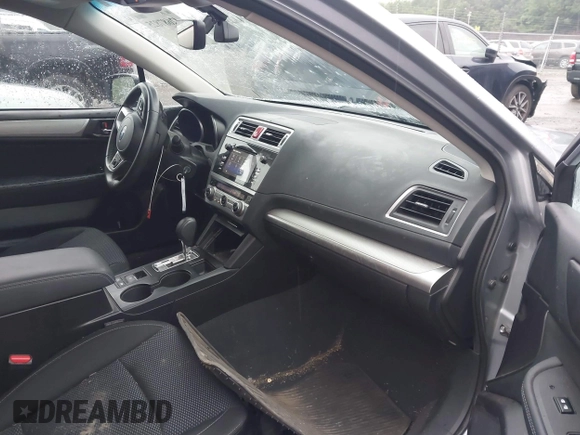 2017 Subaru Outback Premium z VIN 4S4BSAFC7H3415462, wystawiony jako IAAI lot #42687825 z przebiegiem 93 351 mil mil oraz . Historia ofert i sprzedaży dostępna na DreamBid. Obrazek 5.