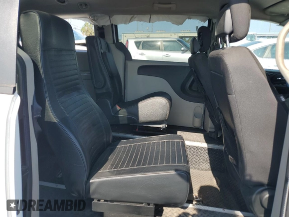 2019 Dodge Grand Caravan SE with VIN 2C4RDGBG0KR568174, listed as a Copart auction lot 55955085 with 42,250 mi miles and Salvage Title. Bid and sale history available at DreamBid. Image 11.