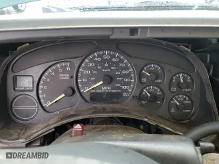 2000 Chevrolet Silverado 1500 with VIN 1GCEC14W6YZ110835, listed as a Copart auction lot 42628245 with 0 mi miles and Salvage Title. Bid and sale history available at carsss.com. Image 9.