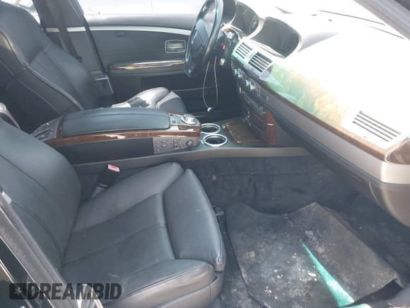 2006 BMW 7 Series 750i with VIN WBAHL83516DT03870, listed as a IAAI auction lot 42273354 with Not provided miles and . Bid and sale history available at DreamBid. Image 5.