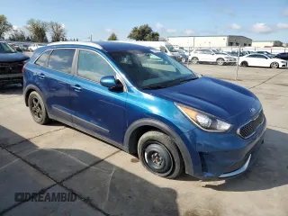 2018 Kia Niro LX with VIN KNDCB3LC6J5206975, listed as a Copart auction lot 49488895 with 121,824 mi miles and Clean Title. Bid and sale history available at carsss.com. Image 4.