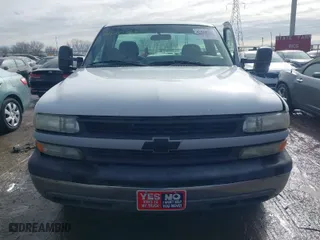 2002 Chevrolet Silverado 1500 with VIN 1GCEC14WX2Z146163, listed as a IAAI auction lot 41520765 with 195,742 mi miles. Bid and sale history available at carsss.com. Image 12.