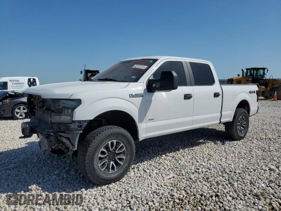 2015 Ford F-150 XLT w/HD Payload Pkg with VIN 1FTFW1EG6FFA02457, listed as a Copart auction lot 52121515 with 242,747 mi miles and Salvage Title. Bid and sale history available at carsss.com. Image 1.