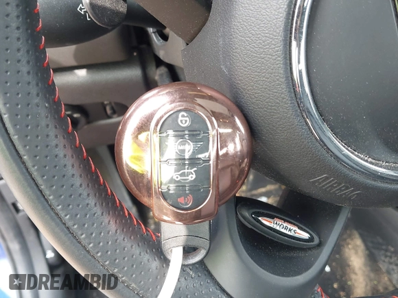 2021 MINI Hardtop 4 Door Cooper S with VIN WMWXU9C00M2N60370, listed as a IAAI auction lot 42426257 with 11,288 mi miles and . Bid and sale history available at DreamBid. Image 11.
