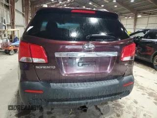 2012 Kia Sorento EX z VIN 5XYKU4A64CG219646, wystawiony jako Copart lot #59171315 z przebiegiem 185 806 mil mil oraz Czysty tytuł • Clean title. Historia ofert i sprzedaży dostępna na DreamBid. Obrazek 6.
