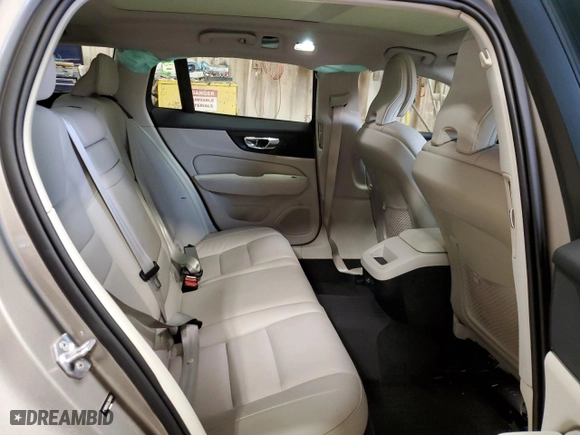 2020 Volvo V60 Momentum with VIN YV1102EK2L2349769, listed as a Copart auction lot 70149524 with 41,940 mi miles and Salvage Title. Bid and sale history available at carsss.com. Image 10.