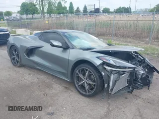 2023 Chevrolet Corvette 3LT z VIN 1G1YC3D44P5110838, wystawiony jako IAAI lot #42278849 z przebiegiem 21 219 mil mil oraz . Historia ofert i sprzedaży dostępna na DreamBid. Obrazek 1.
