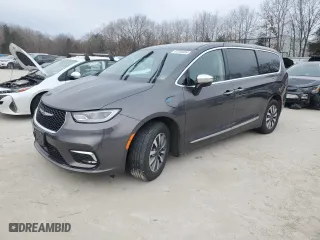 2023 Chrysler Pacifica Hybrid Limited with VIN 2C4RC1S7XPR543676, listed as a Copart auction lot 87204604 with 26,898 mi miles and Salvage Title. Bid and sale history available at carsss.com. Image 1.