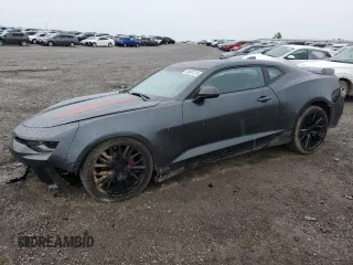2017 Chevrolet Camaro 2LT z VIN 1G1FD1RS1H0182854, wystawiony jako Copart lot #55901215 z przebiegiem 56 646 mil mil oraz Szkoda całkowita • Salvage title. Historia ofert i sprzedaży dostępna na DreamBid. Obrazek 1.