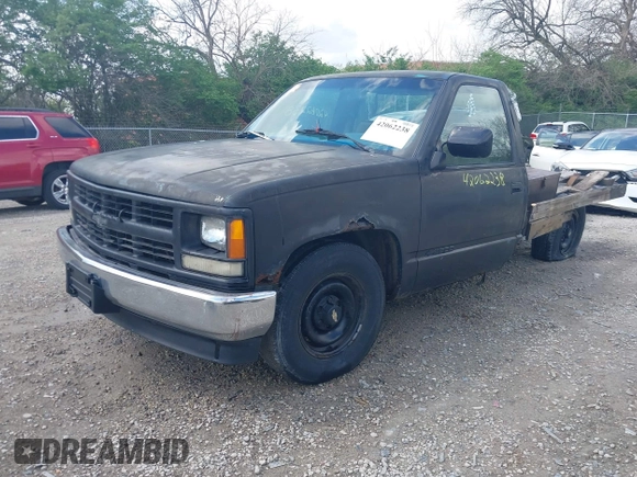 1994 Chevrolet Silverado 2500 z VIN 1GCFC24K6RE155578, wystawiony jako IAAI lot #42062238 z przebiegiem 303 962 mil mil oraz . Historia ofert i sprzedaży dostępna na DreamBid. Obrazek 2.