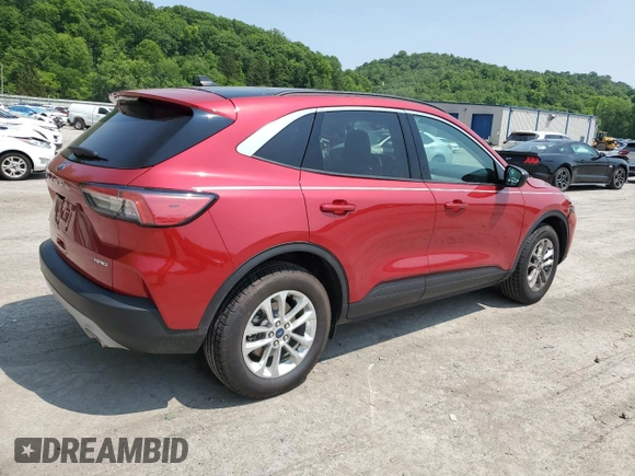 2022 Ford Escape SE with VIN 1FMCU9G68NUB72093, listed as a Copart auction lot 59120035 with 33,049 mi miles and Salvage title. Bid and sale history available at DreamBid. Image 3.