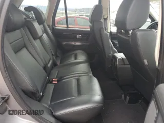 2013 Land Rover Range Rover Sport HSE z VIN SALSF2D4XDA805321, wystawiony jako Copart lot #55286945 z przebiegiem 163 568 mil mil oraz Szkody całkowita. Historia ofert i sprzedaży dostępna na DreamBid. Obrazek 10.