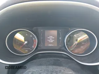 2020 Jeep Compass Sport с VIN 3C4NJCAB9LT134159, выставлен на аукционе IAAI как лот 42590521 с пробегом 57 507 миль миль и . История ставок и продаж доступна на DreamBid. Изображение 7.