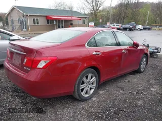 2009 Lexus ES 350 with VIN JTHBJ46G492275498, listed as a IAAI auction lot 42080324 with 122,758 mi miles. Bid and sale history available at carsss.com. Image 4.