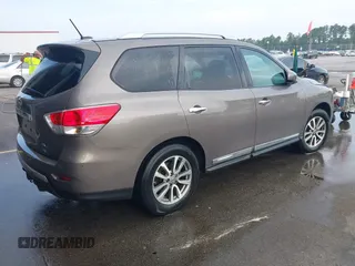 2013 Nissan Pathfinder SV with VIN 5N1AR2MNXDC627266, listed as a IAAI auction lot 42284429 with 163,910 mi miles and . Bid and sale history available at DreamBid. Image 4.