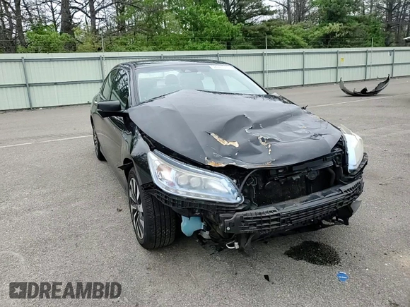 2015 Honda Accord Touring with VIN 1HGCR6F73FA013212, listed as a Copart auction lot 58341045 with 183,225 mi miles and Salvage title. Bid and sale history available at DreamBid. Image 14.