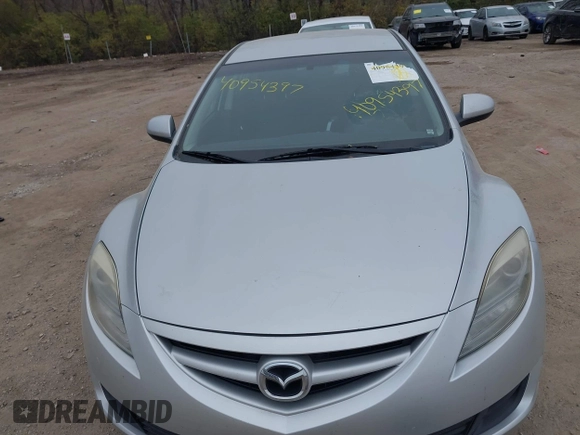 2010 Mazda 6 i Sport with VIN 1YVHZ8BH7A5M37759, listed as a IAAI auction lot 40954397 with 214,767 mi miles. Bid and sale history available at carsss.com. Image 6.