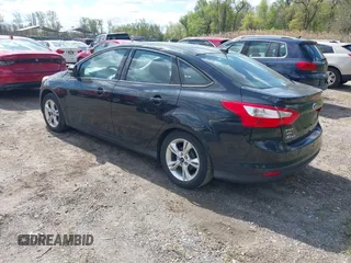 2014 Ford Focus SE with VIN 1FADP3F27EL189068, listed as a IAAI auction lot 42047538 with 196,785 mi miles. Bid and sale history available at carsss.com. Image 3.