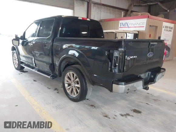 2015 Ford F-150 XL with VIN 1FTEW1CG4FKD77401, listed as a IAAI auction lot 42177021 with 162,825 mi miles. Bid and sale history available at carsss.com. Image 3.