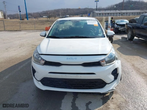 2022 Kia Rio S with VIN 3KPA24AD0NE503355, listed as a IAAI auction lot 41646995 with 41,229 mi miles. Bid and sale history available at carsss.com. Image 12.