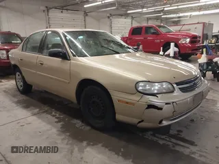 2005 Chevrolet Classic with VIN 1G1ND52F25M126197, listed as a IAAI auction lot 41635127 with 218,168 mi miles. Bid and sale history available at carsss.com. Image 1.