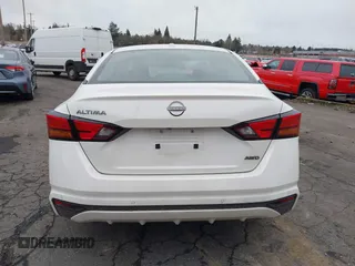 2025 Nissan Altima SV with VIN 1N4BL4DW2SN356659, listed as a IAAI auction lot 41644273 with 1,790 mi miles and . Bid and sale history available at DreamBid. Image 17.