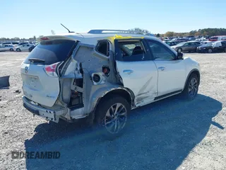 2016 Nissan Rogue SV with VIN KNMAT2MVXGP703040, listed as a IAAI auction lot 41781739 with 88,504 mi miles. Bid and sale history available at carsss.com. Image 4.