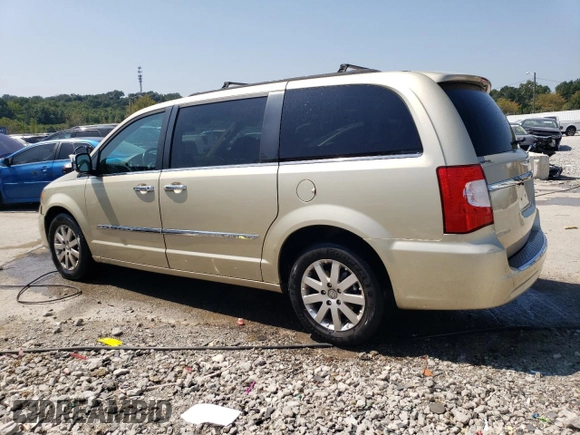 2011 Chrysler Town & Country Touring L with VIN 2A4RR8DG5BR615407, listed as a Copart auction lot 68520234 with 184,453 mi miles and Non Repairable. Bid and sale history available at DreamBid. Image 2.