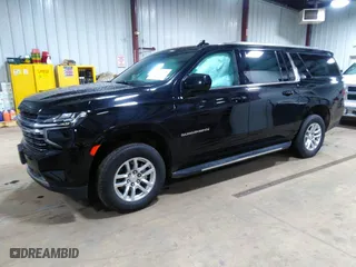 2024 Chevrolet Suburban LT with VIN 1GNSKCKD0RR129408, listed as a IAAI auction lot 41752828 with 39,426 mi miles. Bid and sale history available at carsss.com. Image 17.