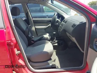 2007 Ford Focus S с VIN 1FAHP34N67W196187, выставлен на аукционе IAAI как лот 42461375 с пробегом 211 416 миль миль и . История ставок и продаж доступна на DreamBid. Изображение 5.