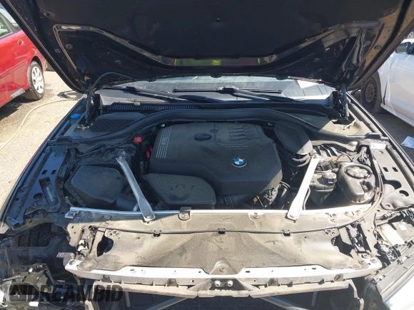 2021 BMW 5 Series 530i xDrive with VIN WBA13BJ0XMWX00677, listed as a IAAI auction lot 42100435 with 66,140 mi miles and . Bid and sale history available at DreamBid. Image 10.