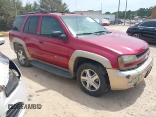 2004 Chevrolet TrailBlazer LS with VIN 1GNDT13S042190606, listed as a IAAI auction lot 42165900 with 298,141 mi miles. Bid and sale history available at carsss.com. Image 1.