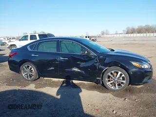 2017 Nissan Altima SR with VIN 1N4AL3AP0HN361273, listed as a IAAI auction lot 41583479 with 71,846 mi miles and . Bid and sale history available at carsss.com. Image 13.