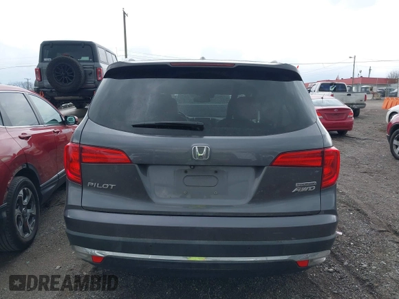 2016 Honda Pilot Touring with VIN 5FNYF6H93GB003106, listed as a IAAI auction lot 41989772 with 110,123 mi miles. Bid and sale history available at carsss.com. Image 16.