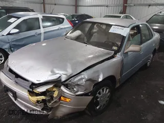 1994 Toyota Camry LE with VIN 4T1SK12E3RU863068, listed as a IAAI auction lot 41246198 with 109,786 mi miles. Bid and sale history available at carsss.com. Image 17.