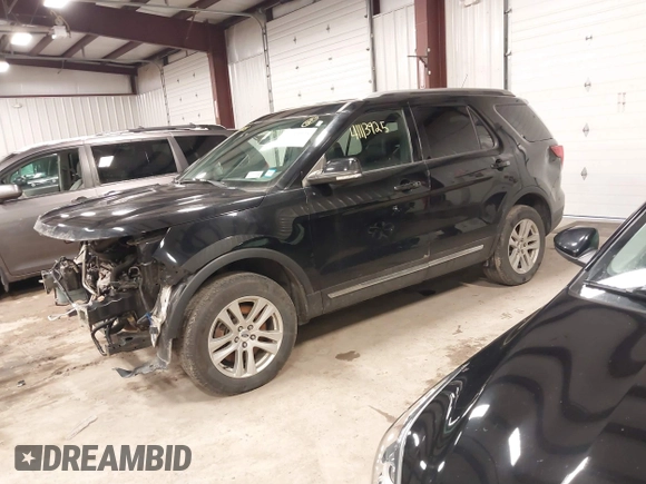 2018 Ford Explorer XLT z VIN 1FM5K8D87JGC82785, wystawiony jako IAAI lot #41113925 z przebiegiem 90 780 mil mil oraz . Historia ofert i sprzedaży dostępna na DreamBid. Obrazek 2.