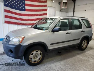 2006 Honda CR-V LX z VIN SHSRD78576U408213, wystawiony jako Copart lot #56636985 z przebiegiem 175 987 mil mil oraz Tytuł czysty. Historia ofert i sprzedaży dostępna na DreamBid. Obrazek 1.