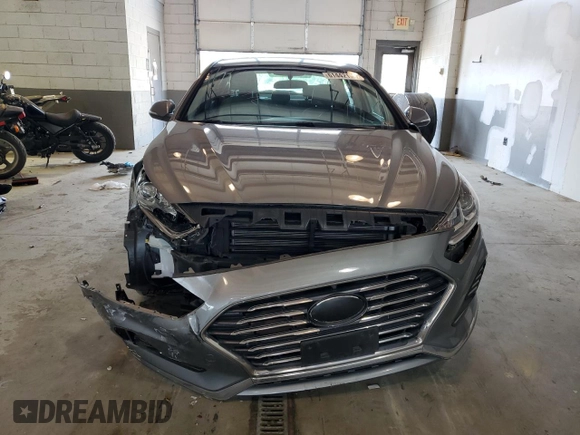 2018 Hyundai Sonata Hybrid SE with VIN KMHE24L33JA080110, listed as a Copart auction lot 61442173 with 43,398 mi miles. Bid and sale history available at carsss.com. Image 5.