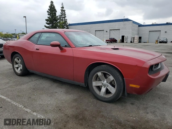 2010 Dodge Challenger R/T Classic z VIN 2B3CJ5DT2AH313738, wystawiony jako Copart lot #54364905 z przebiegiem 208 702 mil mil oraz Szkoda całkowita • Salvage title. Historia ofert i sprzedaży dostępna na DreamBid. Obrazek 4.