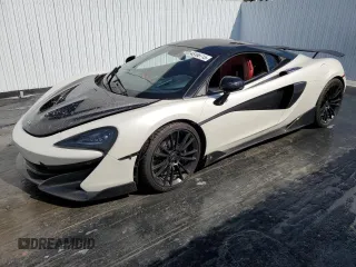 2016 McLaren 570S z VIN SBM13DAA3GW001071, wystawiony jako Copart lot #43108715 z przebiegiem Nie podano mil oraz Szkody całkowita. Historia ofert i sprzedaży dostępna na DreamBid. Obrazek 1.
