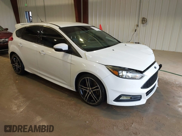 2017 Ford Focus ST with VIN 1FADP3L95HL206679, listed as a IAAI auction lot 41251281 with 109,389 mi miles and . Bid and sale history available at carsss.com. Image 1.