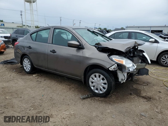 2017 Nissan Versa SV z VIN 3N1CN7AP9HL819481, wystawiony jako Copart lot #56938455 z przebiegiem 35 351 mil mil oraz Nie do naprawy • Non repairable. Historia ofert i sprzedaży dostępna na DreamBid. Obrazek 4.