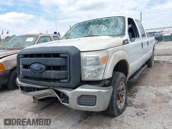 2014 Ford F-250 XL z VIN 1FT7W2B65EEB76210, wystawiony jako IAAI lot #42494326 z przebiegiem Nie podano mil oraz . Historia ofert i sprzedaży dostępna na DreamBid. Obrazek 6.