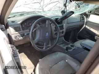 2005 Ford Explorer XLT с VIN 1FMZU63K75UA26747, выставлен на аукционе Copart как лот 57994405 с пробегом 204 507 миль миль и Списание • Salvage title. История ставок и продаж доступна на DreamBid. Изображение 8.