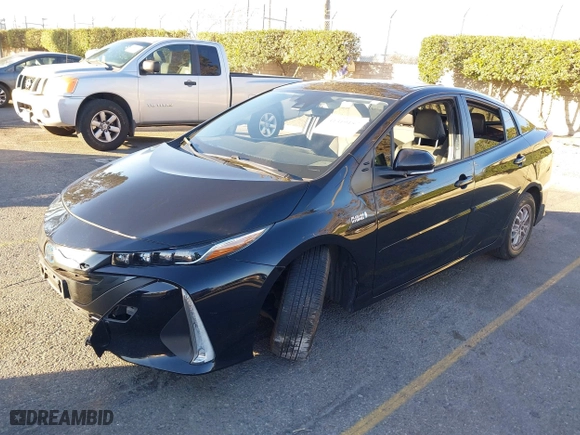 2021 Toyota Prius Prime LE with VIN JTDKAMFP3M3189412, listed as a IAAI auction lot 41319157 with 40,522 mi miles. Bid and sale history available at carsss.com. Image 18.