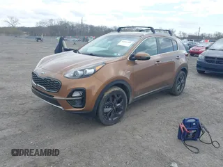 2020 Kia Sportage S with VIN KNDP6CAC0L7661515, listed as a IAAI auction lot 41897308 with 51,991 mi miles. Bid and sale history available at carsss.com. Image 2.