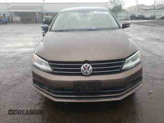 2015 Volkswagen Jetta SE z VIN 3VWD17AJ1FM422960, wystawiony jako Copart lot #55860335 z przebiegiem 87 616 mil mil oraz Czysty tytuł • Clean title. Historia ofert i sprzedaży dostępna na DreamBid. Obrazek 5.