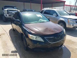 2007 Toyota Camry CE with VIN 4T1BE46K47U081786, listed as a IAAI auction lot 41637392 with 235,890 mi miles. Bid and sale history available at carsss.com. Image 1.