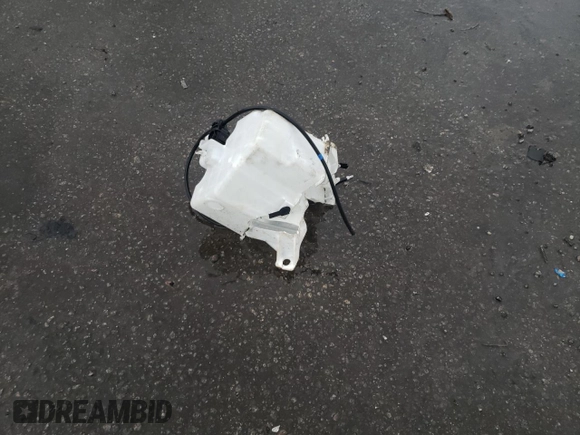 2022 Toyota RAV4 XLE Premium с VIN 2T3A1RFV1NW301243, выставлен на аукционе Copart как лот 56025835 с пробегом 58 093 миль миль и Списание • Salvage title. История ставок и продаж доступна на DreamBid. Изображение 13.