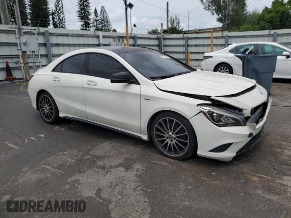 2018 Mercedes-Benz CLA 250 with VIN WDDSJ4EB6JN520320, listed as a Copart auction lot 65221945 with 114,514 mi miles and Salvage title. Bid and sale history available at DreamBid. Image 4.